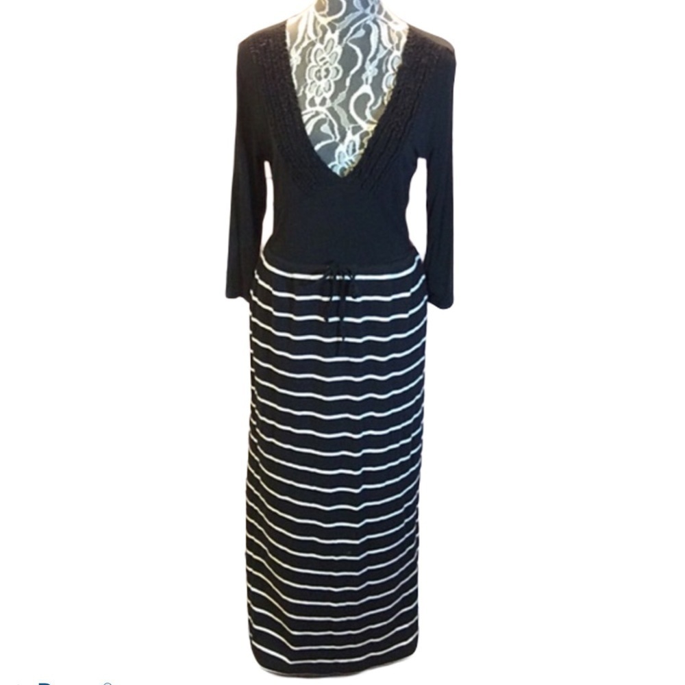 VAN HEUSEN COTTON BLEND BLACK AND WHITE MA…
